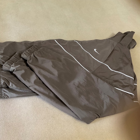Nike Windjammer Jacket and Pants - Picture 2 of 6